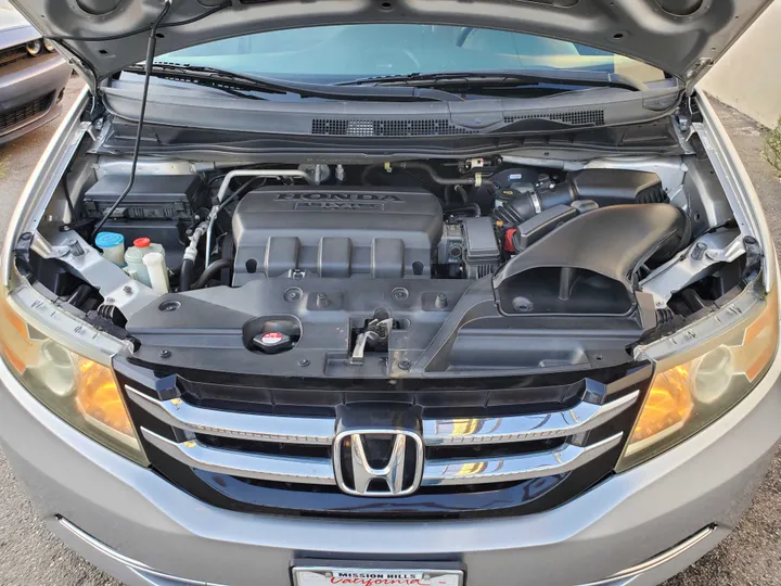 SILVER, 2014 HONDA ODYSSEY Image 22