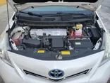 WHITE, 2013 TOYOTA PRIUS V Thumnail Image 18