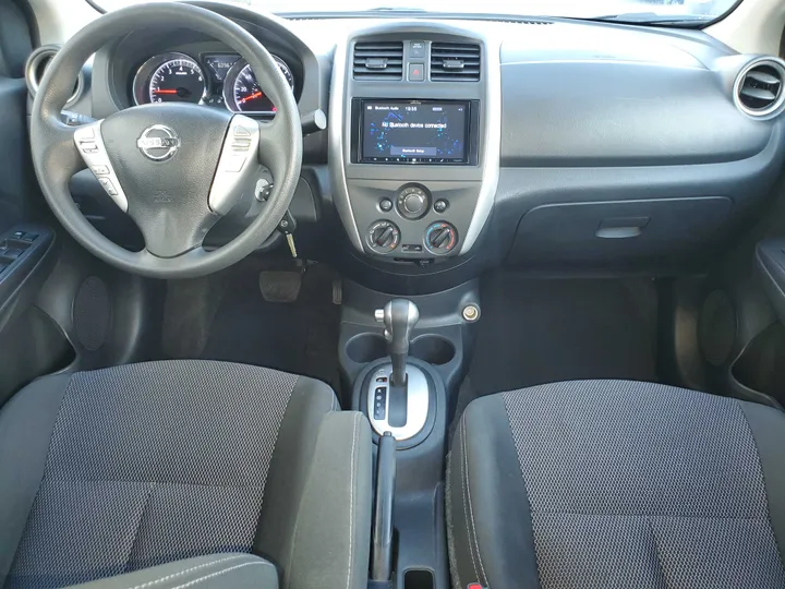 GRAY, 2018 NISSAN VERSA Image 13