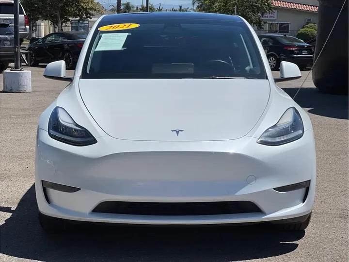 WHITE, 2021 TESLA MODEL Y Image 8