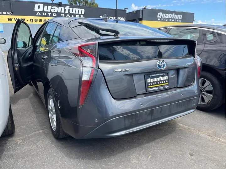 GRAY, 2018 TOYOTA PRIUS Image 2