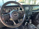 SILVER, 2018 JEEP WRANGLER UNLIMITED Thumnail Image 14