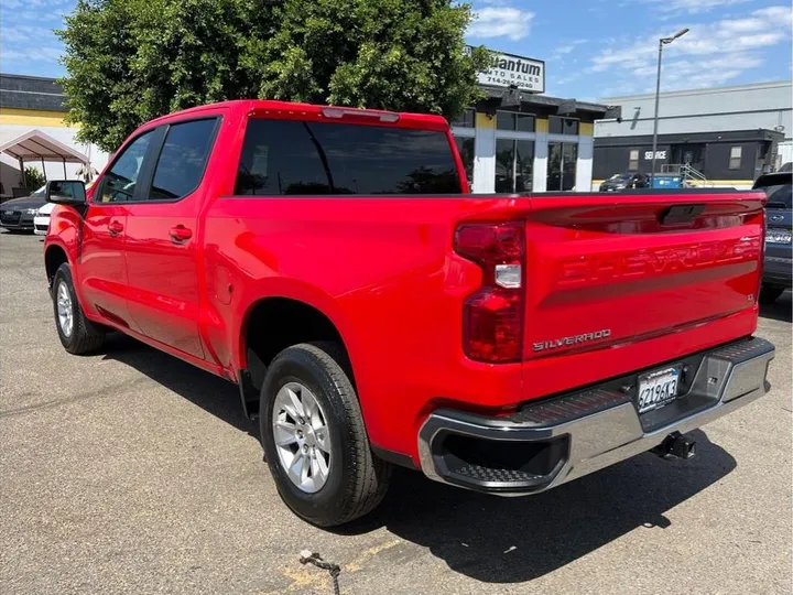 RED, 2022 CHEVROLET SILVERADO 1500 LIMITED CREW CAB Image 3