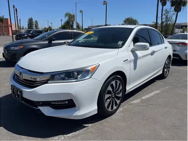 WHITE, 2017 HONDA ACCORD HYBRID Image 35