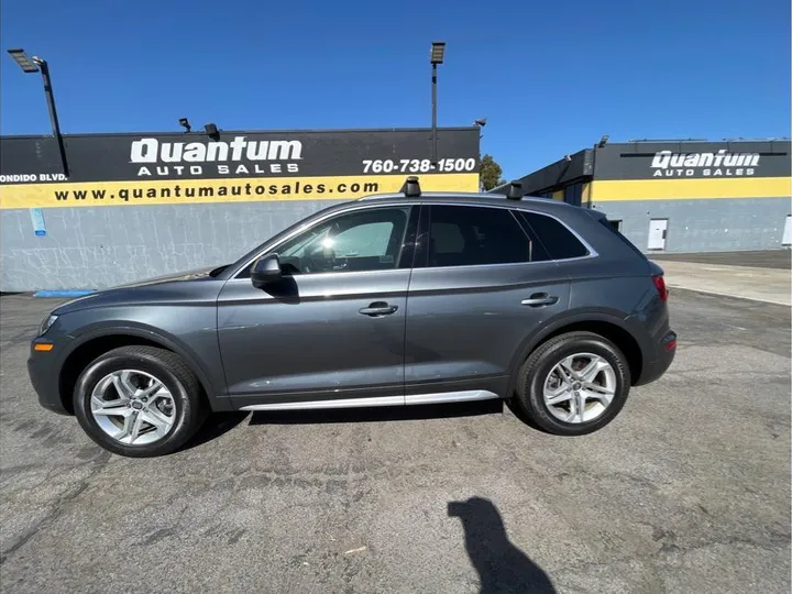 GRAY, 2019 AUDI Q5 Image 8