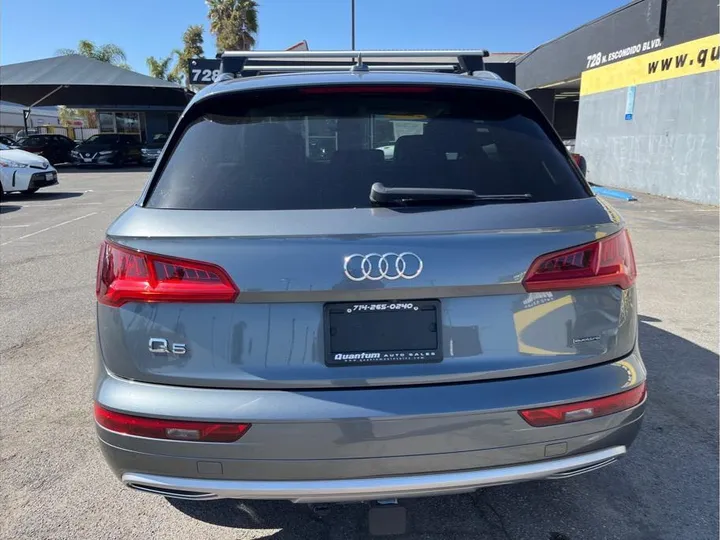 GRAY, 2019 AUDI Q5 Image 6