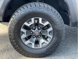 GRAY, 2018 TOYOTA TACOMA DOUBLE CAB Thumnail Image 9