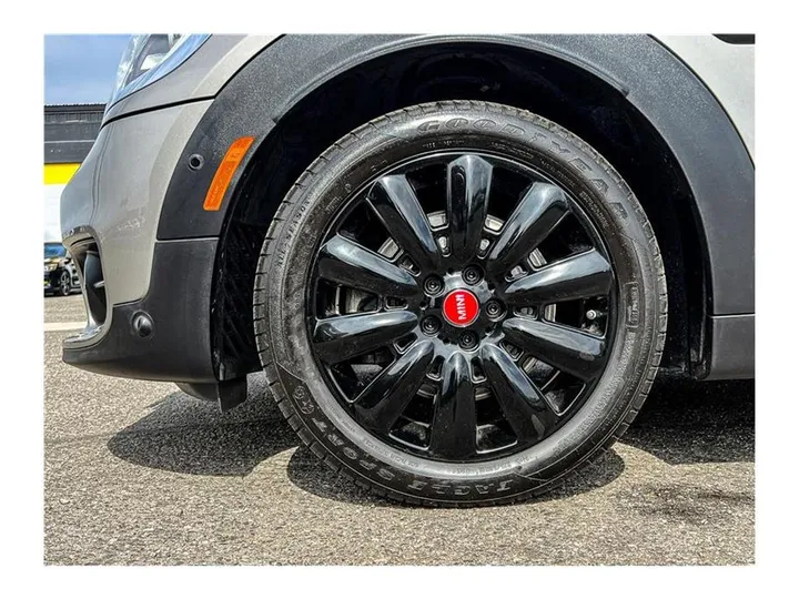 SILVER, 2019 MINI COUNTRYMAN Image 32