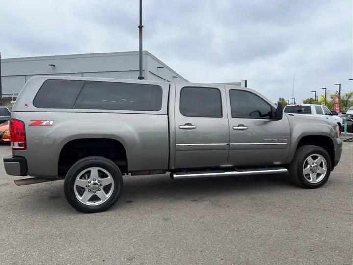 GRAY, 2012 GMC SIERRA 2500 HD CREW CAB Image 6