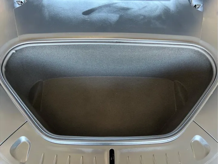 GRAY, 2021 TESLA MODEL S Image 21