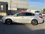 SILVER, 2017 NISSAN ALTIMA Thumnail Image 2