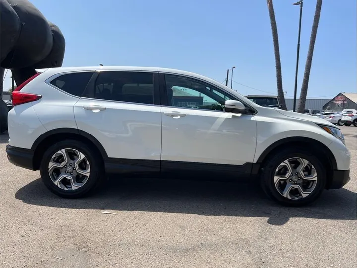 WHITE, 2018 HONDA CR-V Image 6