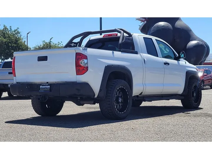 WHITE, 2016 TOYOTA TUNDRA DOUBLE CAB Image 5