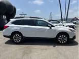 WHITE, 2017 SUBARU OUTBACK Thumnail Image 6