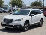 WHITE, 2017 SUBARU OUTBACK Thumnail Image 1