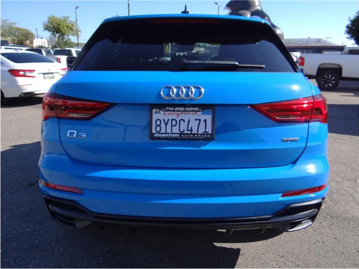 BLUE, 2019 AUDI Q3 Image 4