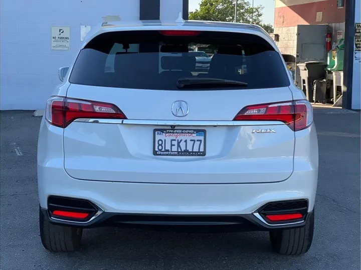 WHITE, 2018 ACURA RDX Image 4