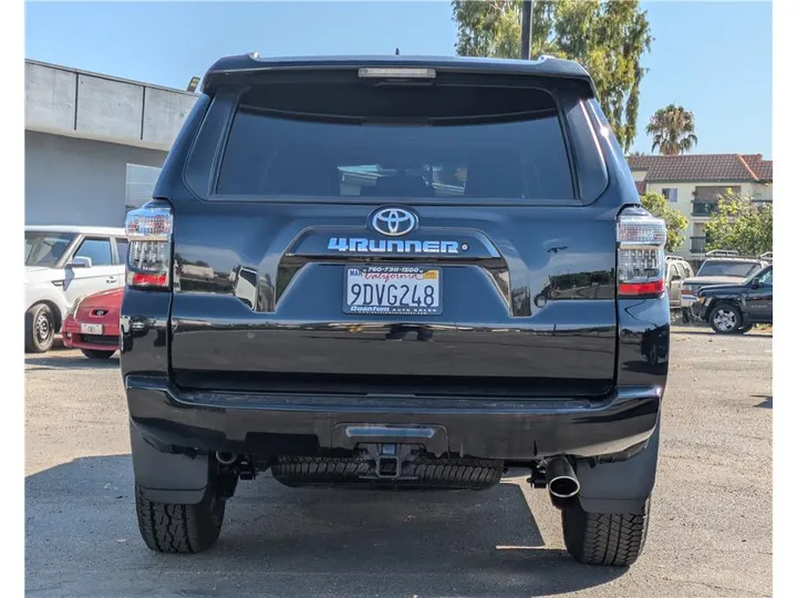 BLACK, 2016 TOYOTA 4RUNNER Image 4