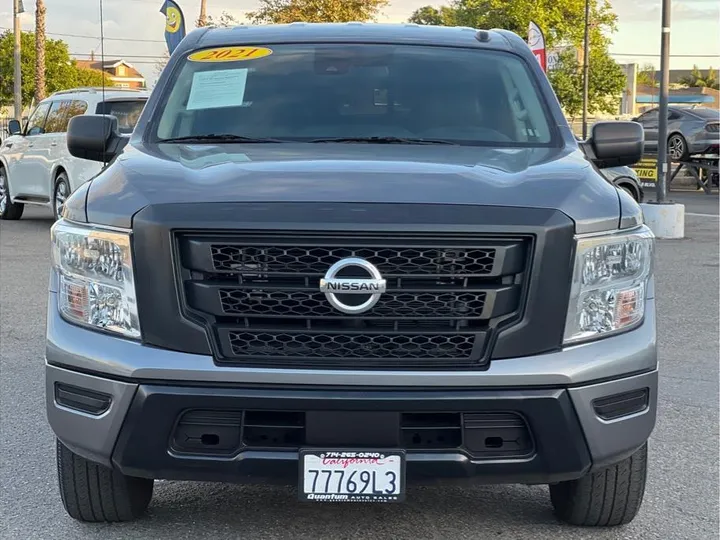 GRAY, 2021 NISSAN TITAN CREW CAB Image 8