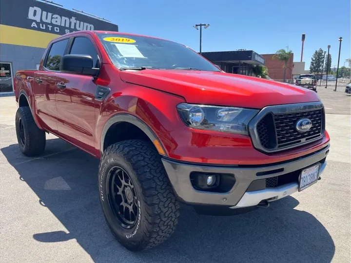 ORANGE, 2019 FORD RANGER SUPERCREW Image 3