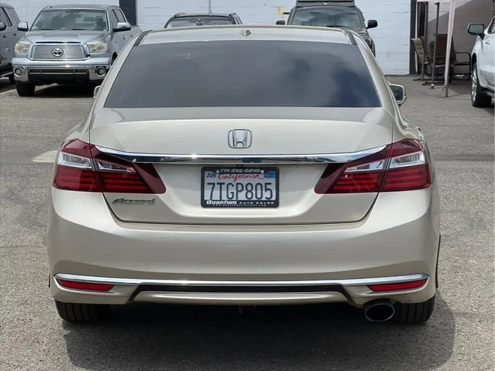 GOLD, 2016 HONDA ACCORD Image 4