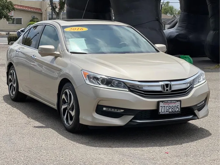 GOLD, 2016 HONDA ACCORD Image 7