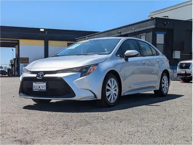 SILVER, 2021 TOYOTA COROLLA Image 