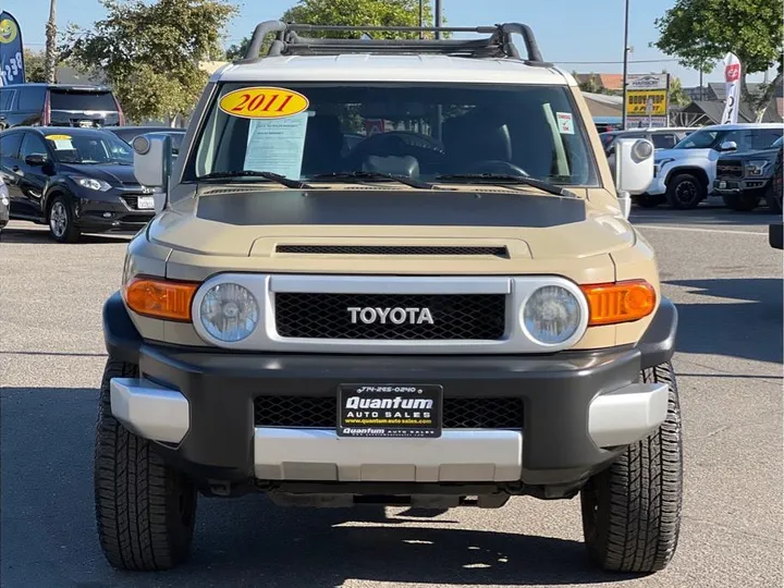 TAN, 2011 TOYOTA FJ CRUISER Image 8