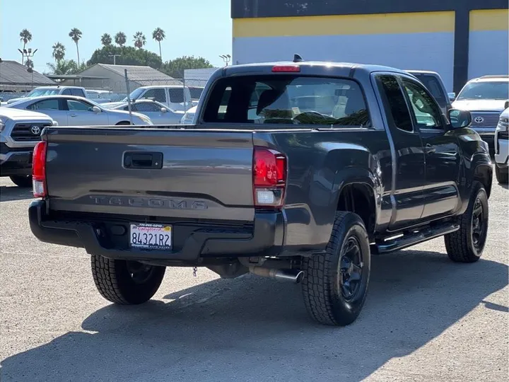 GRAY, 2019 TOYOTA TACOMA ACCESS CAB Image 5