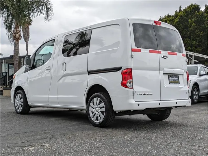 WHITE, 2015 CHEVROLET CITY EXPRESS Image 3