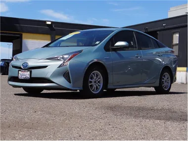 GREEN, 2017 TOYOTA PRIUS Image 53