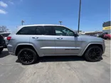 SILVER, 2017 JEEP GRAND CHEROKEE Thumnail Image 4