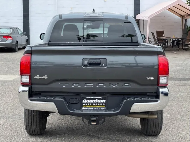 GRAY, 2022 TOYOTA TACOMA DOUBLE CAB Image 4