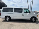 WHITE, 2004 FORD E150 PASSENGER Thumnail Image 6