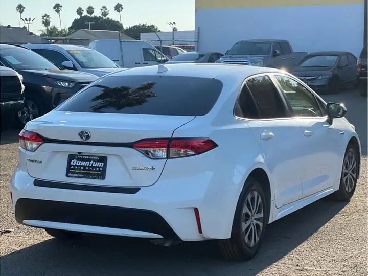 WHITE, 2020 TOYOTA COROLLA HYBRID Image 5