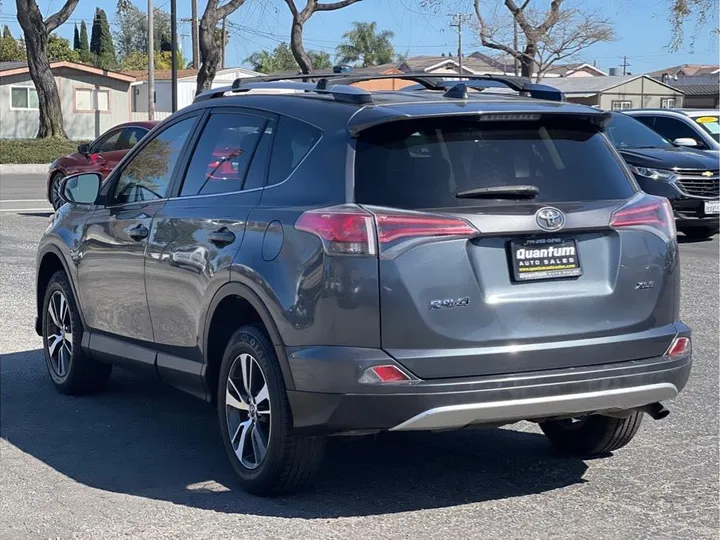 GRAY, 2016 TOYOTA RAV4 Image 3