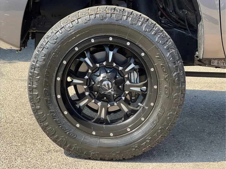 GRAY, 2012 TOYOTA TUNDRA CREWMAX Image 9