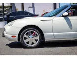 WHITE, 2002 FORD THUNDERBIRD Thumnail Image 26