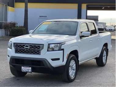 WHITE, 2022 NISSAN FRONTIER CREW CAB Image 17