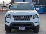 WHITE, 2022 NISSAN FRONTIER CREW CAB Thumnail Image 8