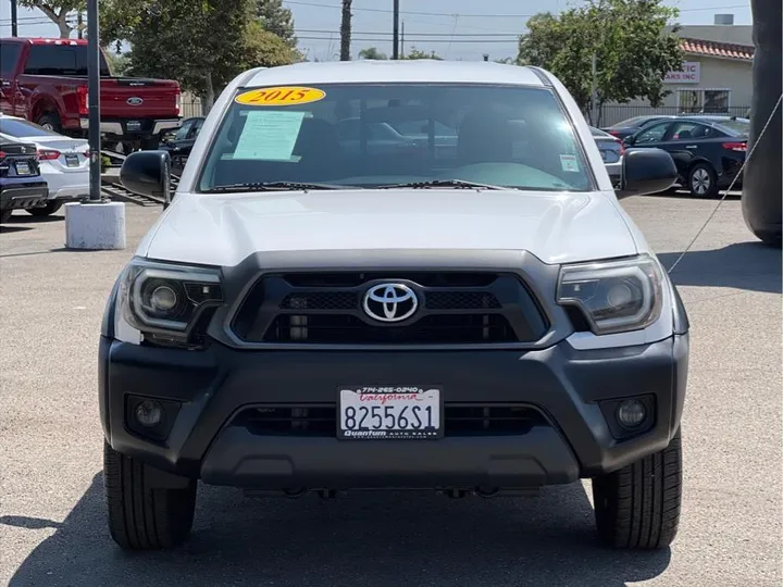 WHITE, 2015 TOYOTA TACOMA DOUBLE CAB Image 8