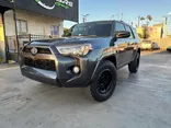 GRAY, 2019 TOYOTA 4RUNNER Thumnail Image 2