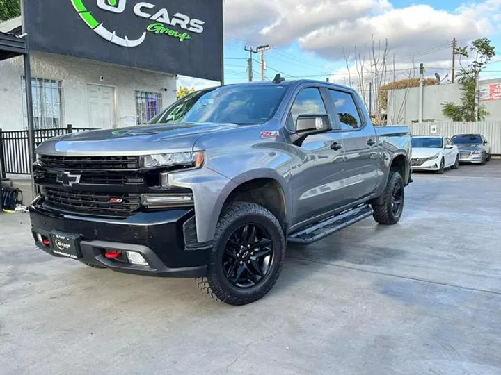 GRAY, 2019 CHEVROLET SILVERADO 1500 CREW CAB Image 2