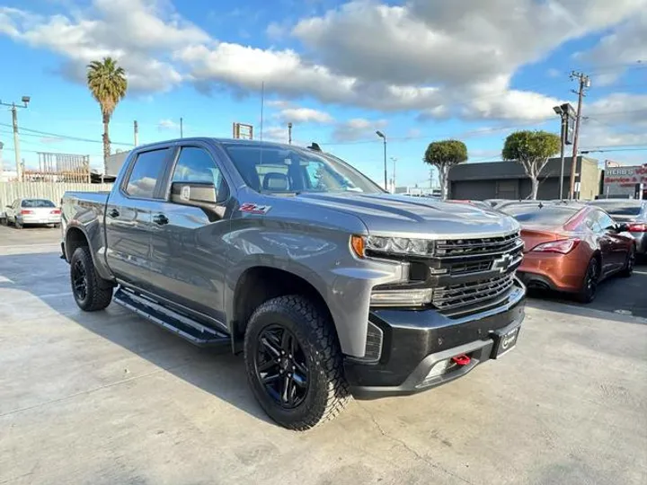 GRAY, 2019 CHEVROLET SILVERADO 1500 CREW CAB Image 6