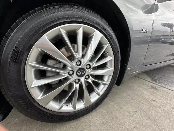 GRAY, 2019 INFINITI Q50 Image 9