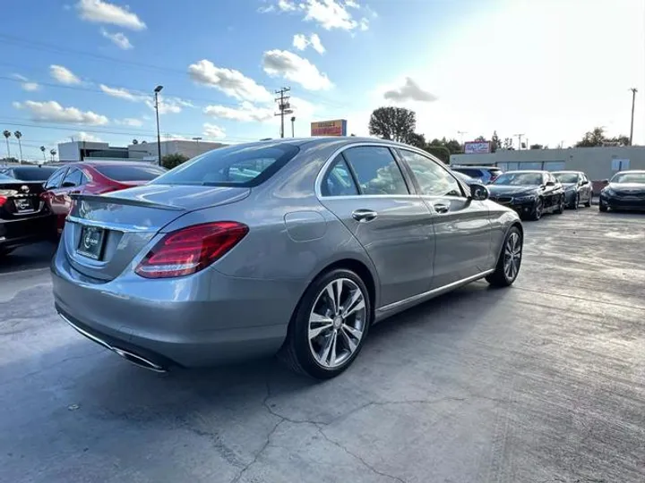 SILVER, 2016 MERCEDES-BENZ C-CLASS Image 6