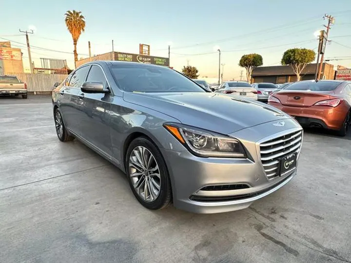 GRAY, 2015 HYUNDAI GENESIS Image 7