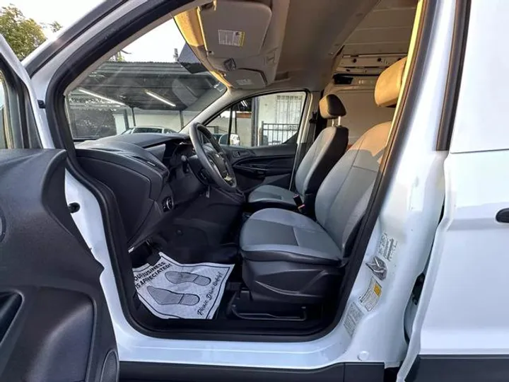 WHITE, 2017 FORD TRANSIT CONNECT CARGO Image 9