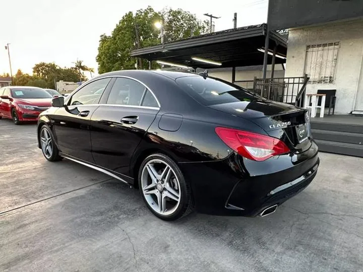 BLACK, 2014 MERCEDES-BENZ CLA-CLASS Image 4