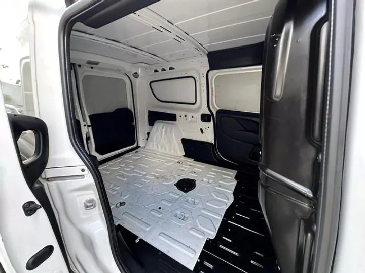 WHITE, 2021 RAM PROMASTER CITY Image 13